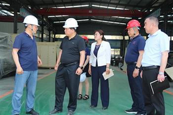 筑牢安全防線(xiàn)，助推企業(yè)發(fā)展|濟(jì)北開(kāi)發(fā)區(qū)領(lǐng)導(dǎo)赴金鋒鋸業(yè)開(kāi)展安全生產(chǎn)專(zhuān)項(xiàng)檢查與察看